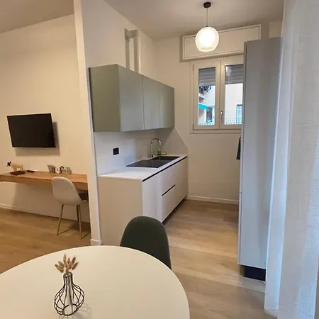 Ellebi Valdossola Apartman *